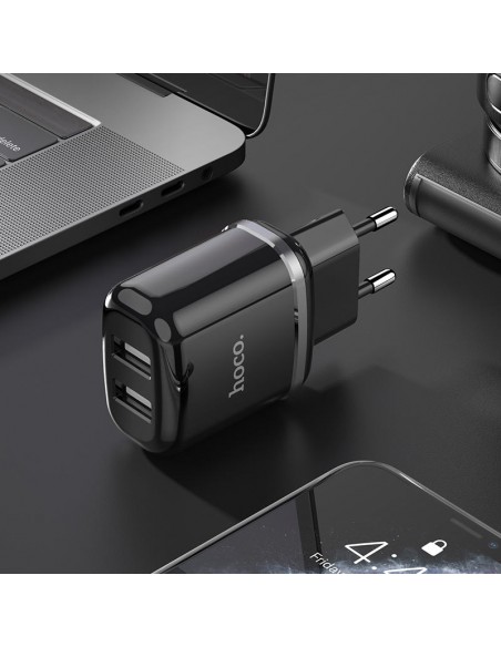 Įkroviklis buitinis Hoco N4 su dviem USB  jungtimis (2.4A) juodas
