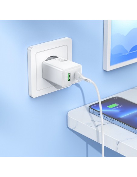 Įkroviklis Hoco N71 30W GaN USB-C/USB-A + USB-C to Lightning cable 1.0m baltas