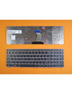 Lenovo IdeaPad Y570...